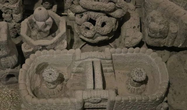 Retired teacher builds Noah's Ark out of stones in Diyarbakır